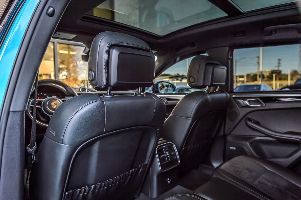 2021 Porsche Macan AWD - MIAMI BLUE - PANO ROOF - BACKUP CAM - BLUETOOTH - GORGEOUS - 22965782 - 39