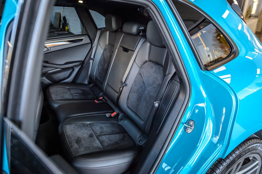 2021 Porsche Macan AWD - MIAMI BLUE - PANO ROOF - BACKUP CAM - BLUETOOTH - GORGEOUS - 22965782 - 40