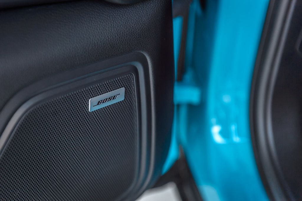 2021 Porsche Macan AWD - MIAMI BLUE - PANO ROOF - BACKUP CAM - BLUETOOTH - GORGEOUS - 22965782 - 48