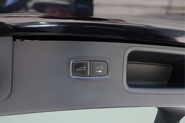 2021 PORSCHE MACAN BASE - 23022775 - 18