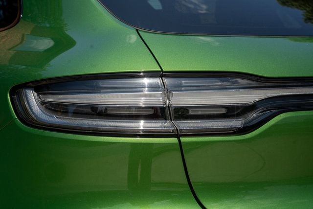 2021 Porsche Macan LocalTrade/GTS AWD/PremiumPkgPlus/SportDesignPkg/NAV - 23046520 - 9