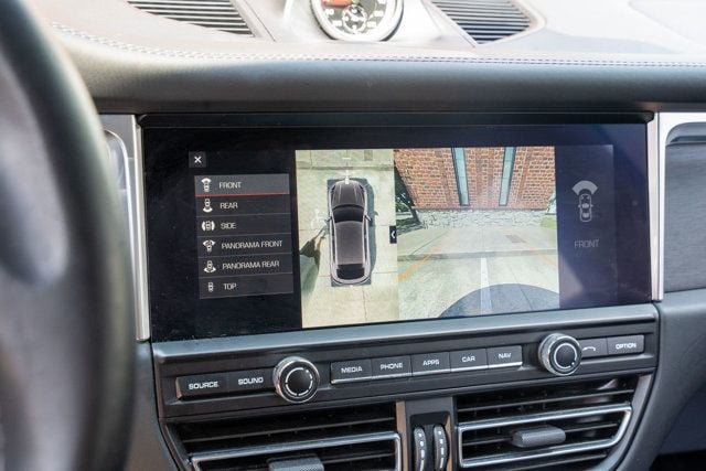 2021 Porsche Macan LocalTrade/GTS AWD/PremiumPkgPlus/SportDesignPkg/NAV - 23046520 - 27