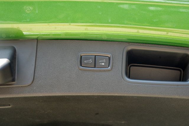 2021 Porsche Macan LocalTrade/GTS AWD/PremiumPkgPlus/SportDesignPkg/NAV - 23046520 - 49