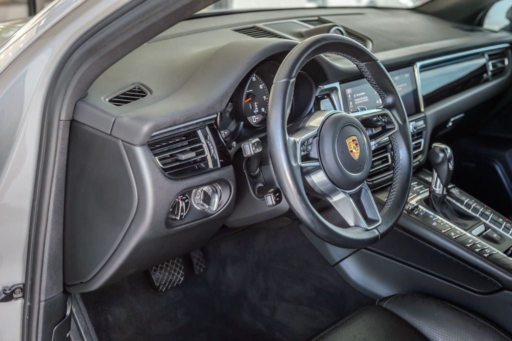 2021 Porsche Macan MACAN AWD - CHALK - NAV - PANO ROOF - BACKUP CAM - GORGEOUS - 22882126 - 23