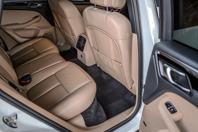 2021 Porsche Macan MACAN AWD - NAV - BACKUP CAM - DRIVER ASSIST - LOW MILES - 22946765 - 22