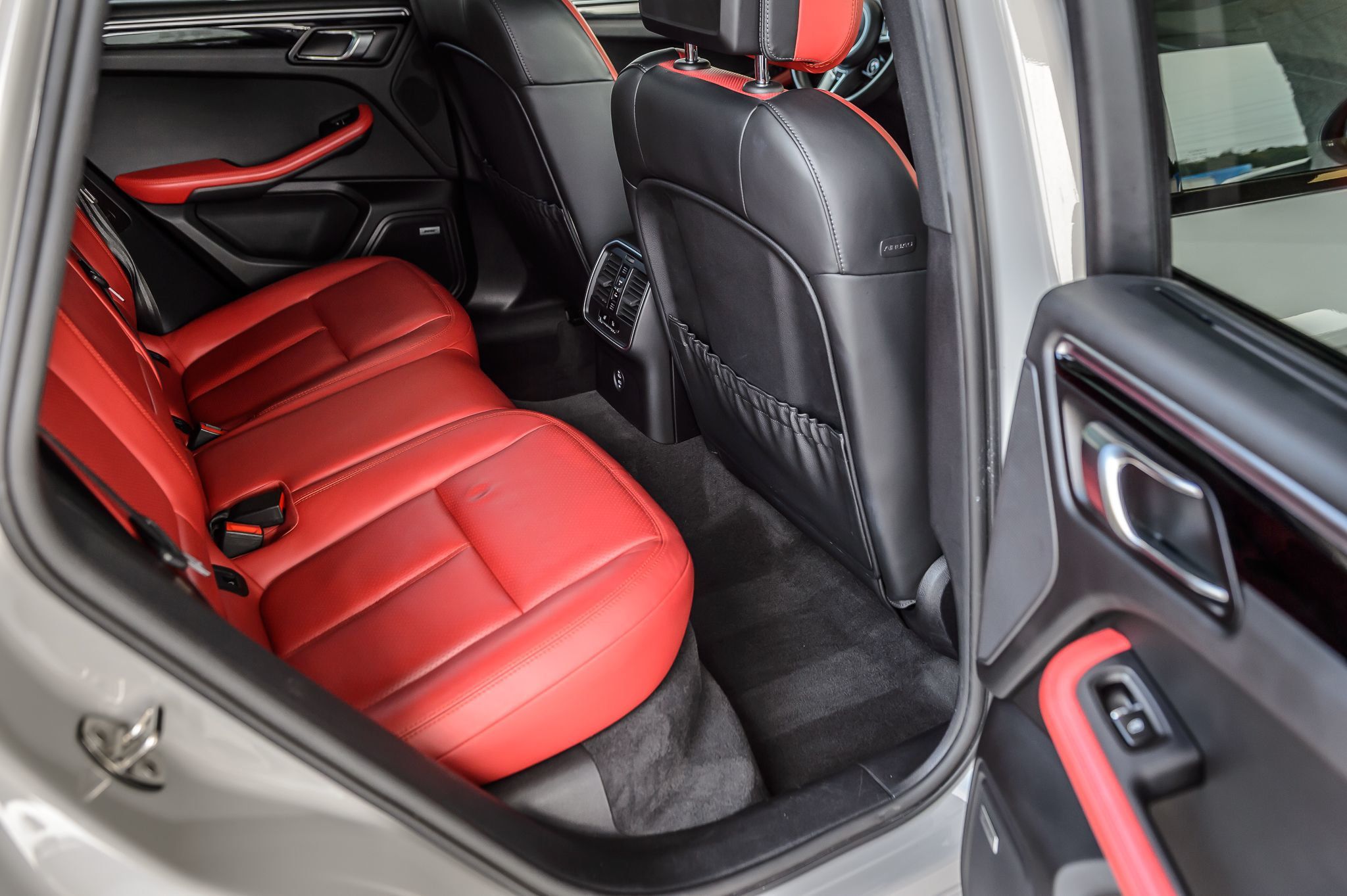 2021 Porsche Macan GTS photo 41