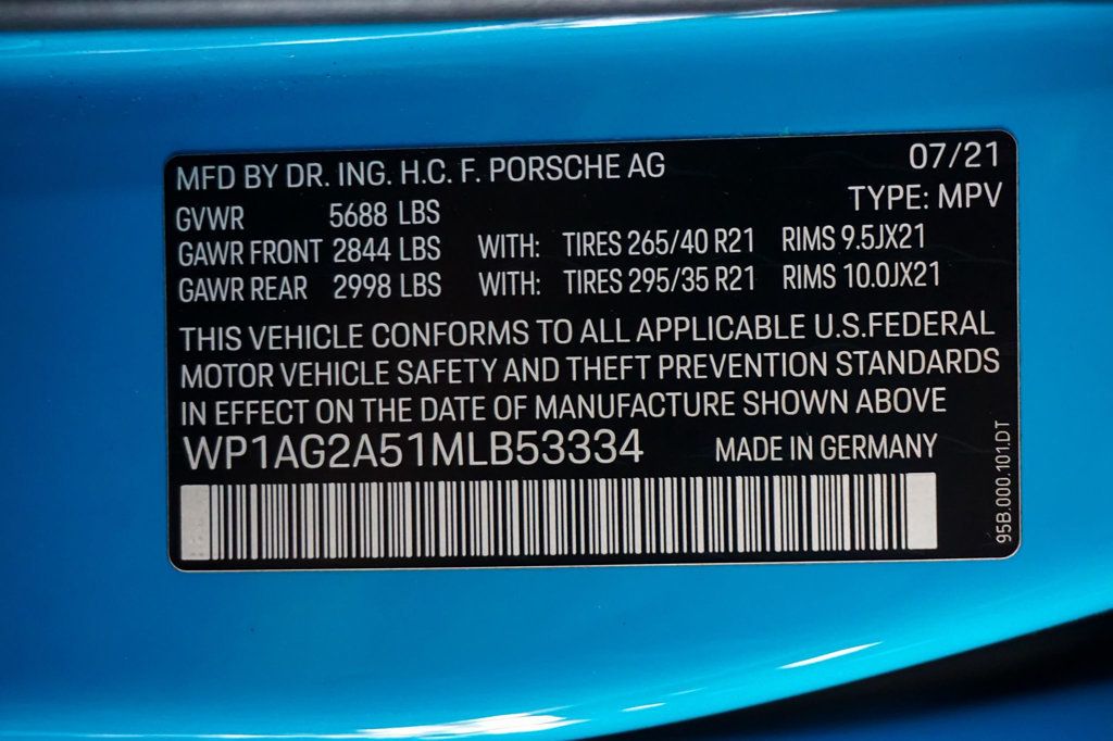 2021 Porsche Macan *Macan GTS* *Miami Blue* *Deviated Stitching Pkg* - 23037520 - 18