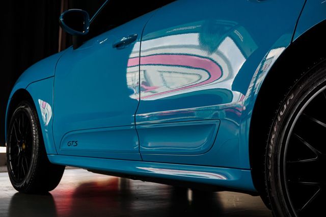 2021 Porsche Macan *Macan GTS* *Miami Blue* *Deviated Stitching Pkg* - 23037520 - 53
