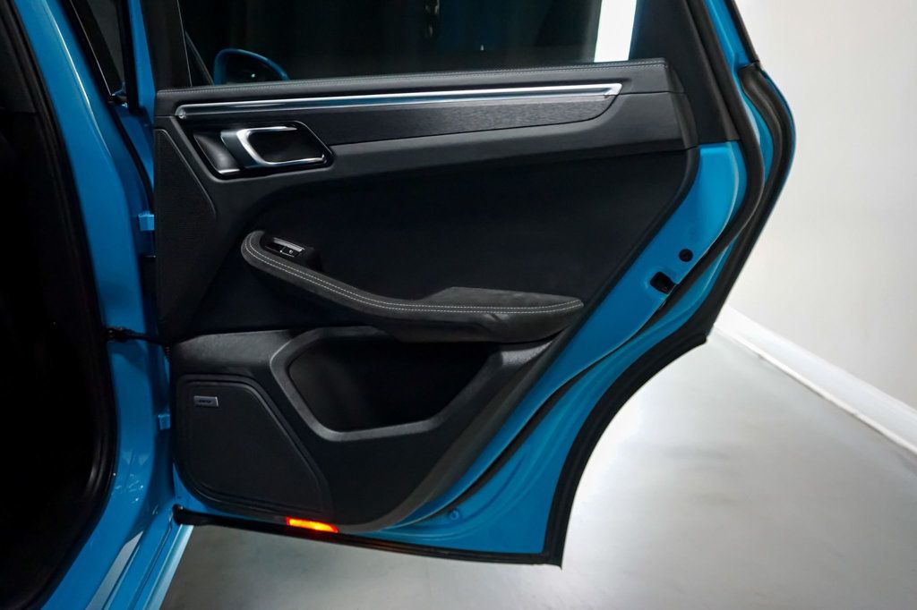 2021 Porsche Macan *Macan GTS* *Miami Blue* *Deviated Stitching Pkg* - 23037520 - 75