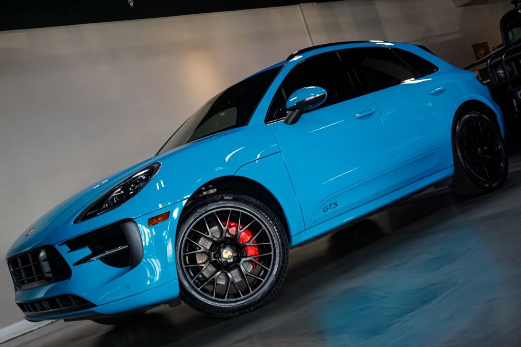2021 Porsche Macan *Macan GTS* *Miami Blue* *Deviated Stitching Pkg* - 23037520 - 84