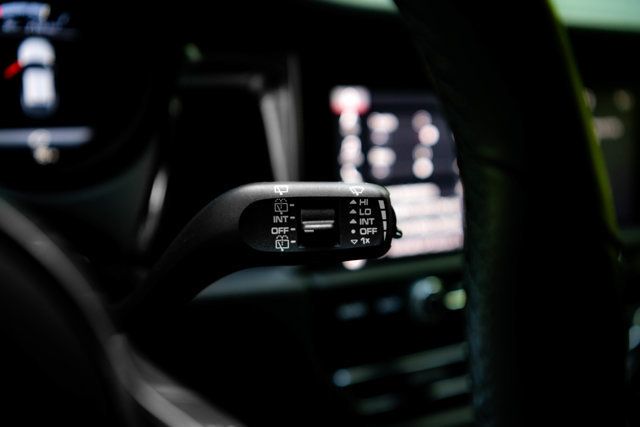 2021 Porsche Macan MSRP$78760/Macan-S/PremiumPkgPlus/Heated&CooledSeats/PanoRoof - 23057282 - 37