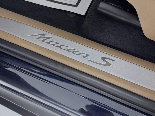 2021 Porsche Macan P2765D2 - 23051645 - 13