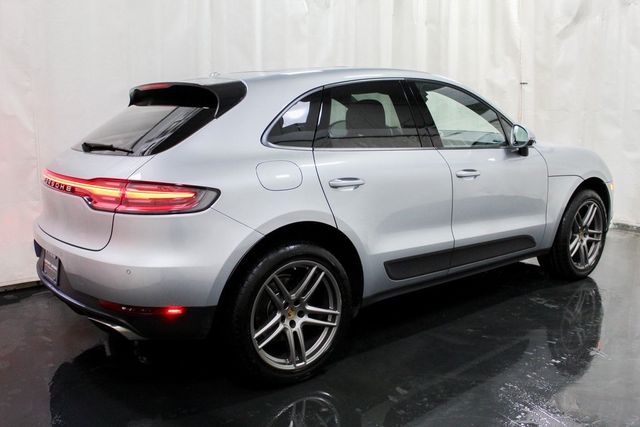 2021 Porsche Macan Premium Plus Turbo Wheels LOW 22k Miles Pano Roof - 22692191 - 4