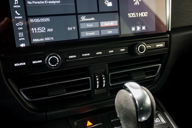 2021 Porsche Macan *PTS Brewster Green* *GTS AWD* *18-Way Seats* *$110k+ MSRP*  - 22943199 - 27