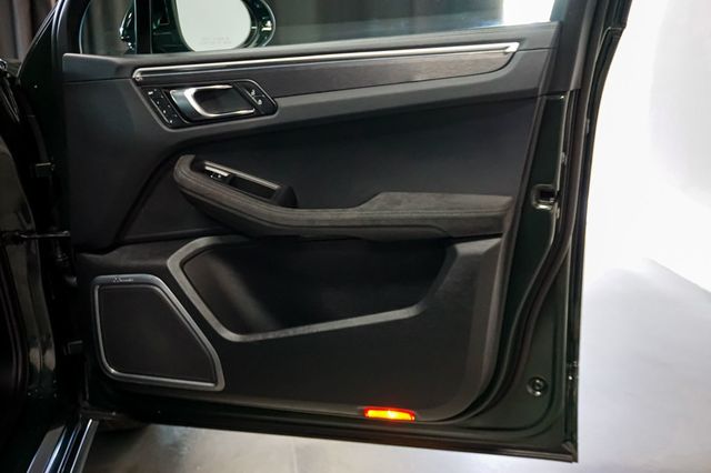 2021 Porsche Macan *PTS Brewster Green* *GTS AWD* *18-Way Seats* *$110k+ MSRP*  - 22943199 - 43