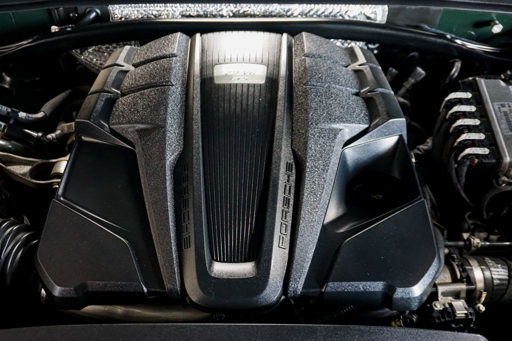 2021 Porsche Macan *PTS Brewster Green* *GTS AWD* *18-Way Seats* *$110k+ MSRP*  - 22943199 - 44