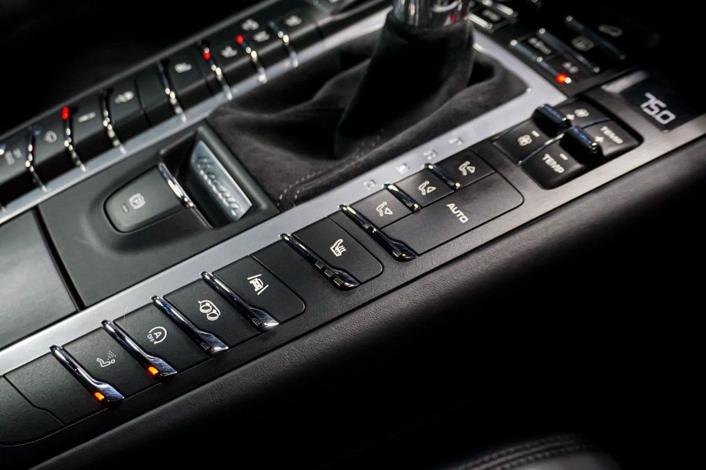 2021 Porsche Macan *PTS Brewster Green* *GTS AWD* *18-Way Seats* *$110k+ MSRP*  - 22943199 - 66