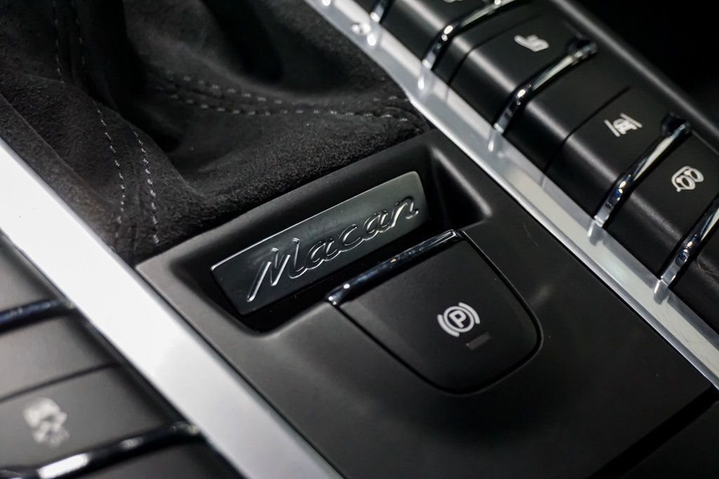 2021 Porsche Macan *PTS Brewster Green* *GTS AWD* *18-Way Seats* *$110k+ MSRP*  - 22943199 - 68