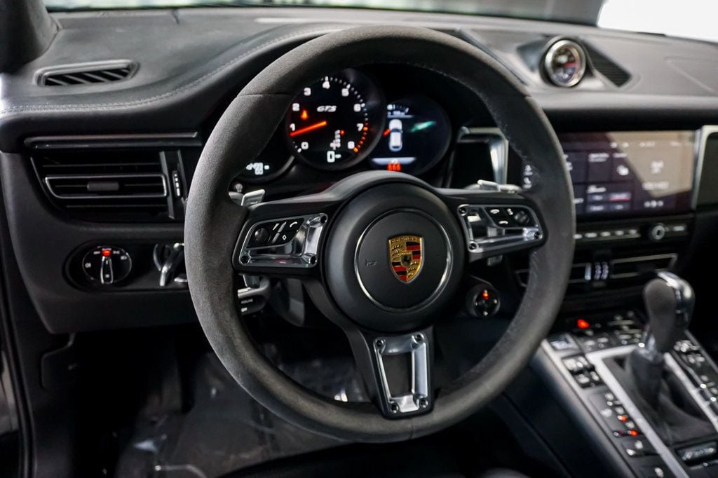 2021 Porsche Macan *PTS Brewster Green* *GTS AWD* *18-Way Seats* *$110k+ MSRP*  - 22943199 - 69