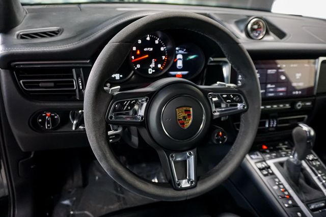 2021 Porsche Macan *PTS Brewster Green* *GTS AWD* *18-Way Seats* *$110k+ MSRP*  - 22943199 - 69