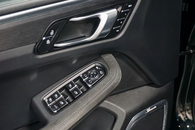 2021 Porsche Macan *PTS Brewster Green* *GTS AWD* *18-Way Seats* *$110k+ MSRP*  - 22943199 - 83