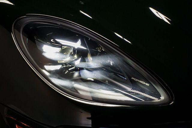 2021 Porsche Macan *PTS Brewster Green* *GTS AWD* *18-Way Seats* *$110k+ MSRP*  - 22943199 - 88