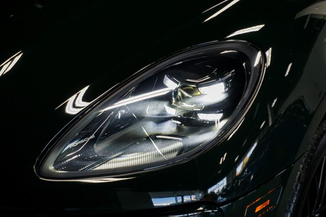 2021 Porsche Macan *PTS Brewster Green* *GTS AWD* *18-Way Seats* *$110k+ MSRP*  - 22943199 - 89