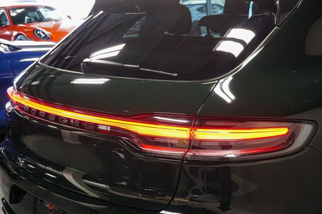 2021 Porsche Macan *PTS Brewster Green* *GTS AWD* *18-Way Seats* *$110k+ MSRP*  - 22943199 - 91