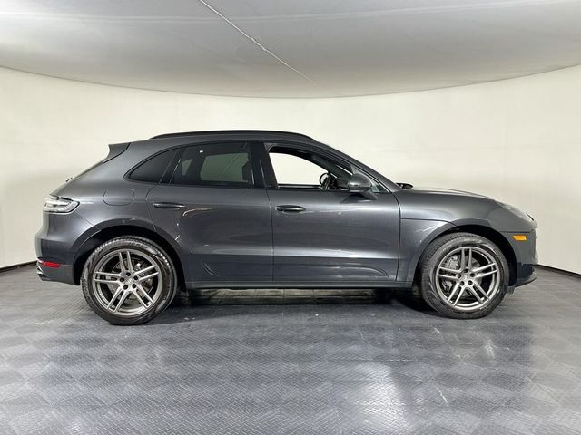 2021 Porsche Macan S - 23060990 - 7