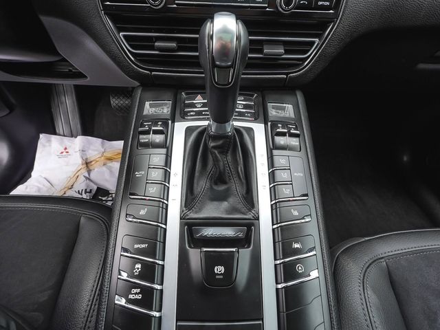 2021 Porsche Macan S - 23077972 - 23