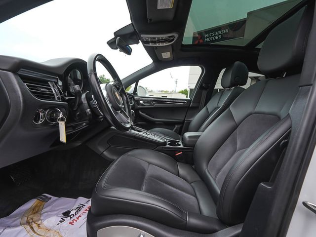 2021 Porsche Macan S - 23077972 - 32
