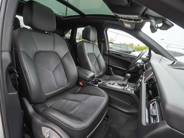 2021 Porsche Macan S - 23077972 - 42