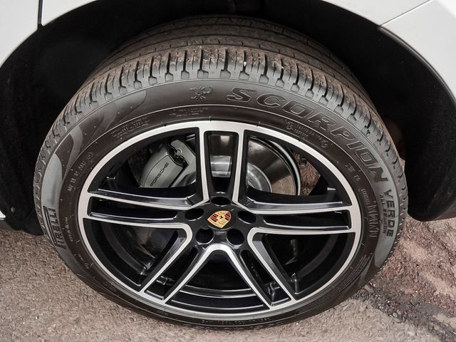 2021 Porsche Macan S - 23077972 - 6