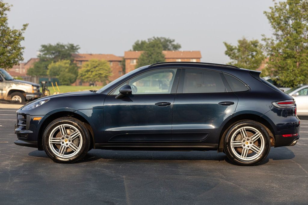 2021 Porsche Macan S photo 3