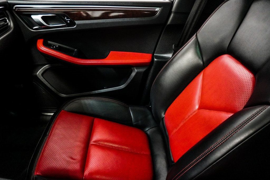 2021 Porsche Macan S photo 44