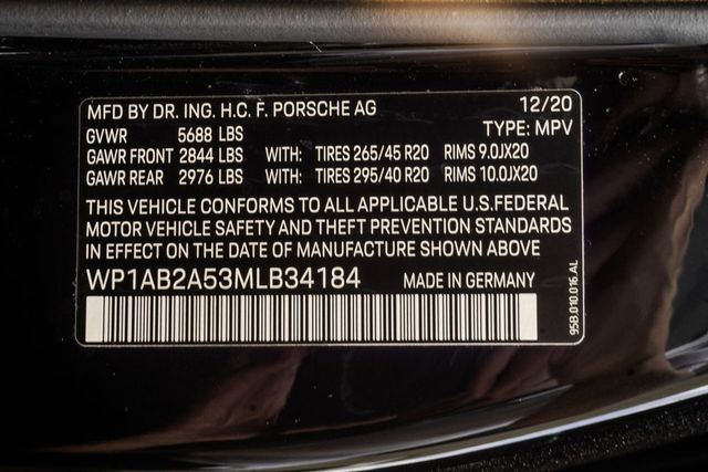 2021 Porsche Macan S AWD - 23061502 - 41