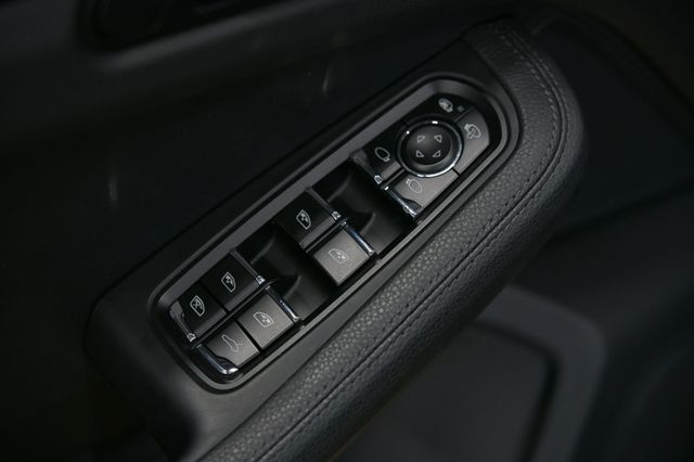 2021 Porsche Macan S AWD - 22888113 - 21