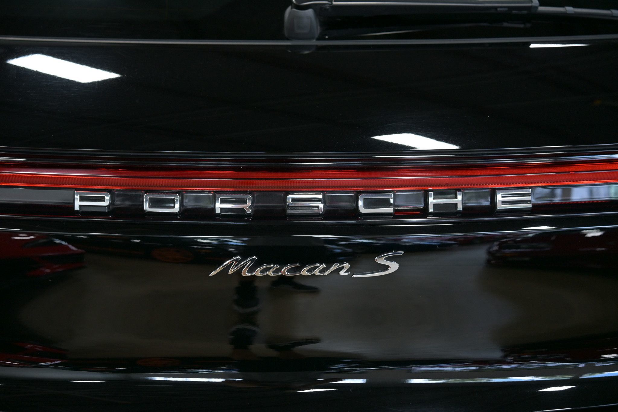 2021 Porsche Macan S photo 28