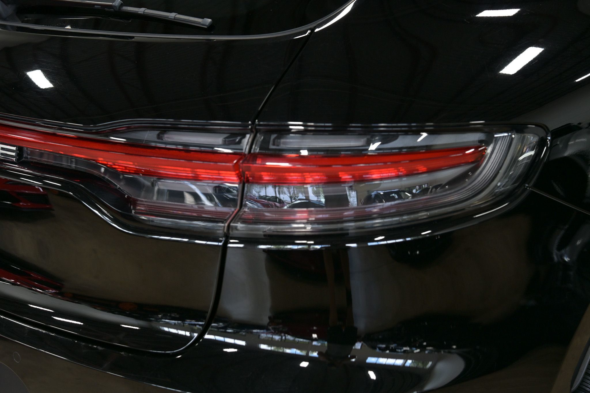 2021 Porsche Macan S photo 29