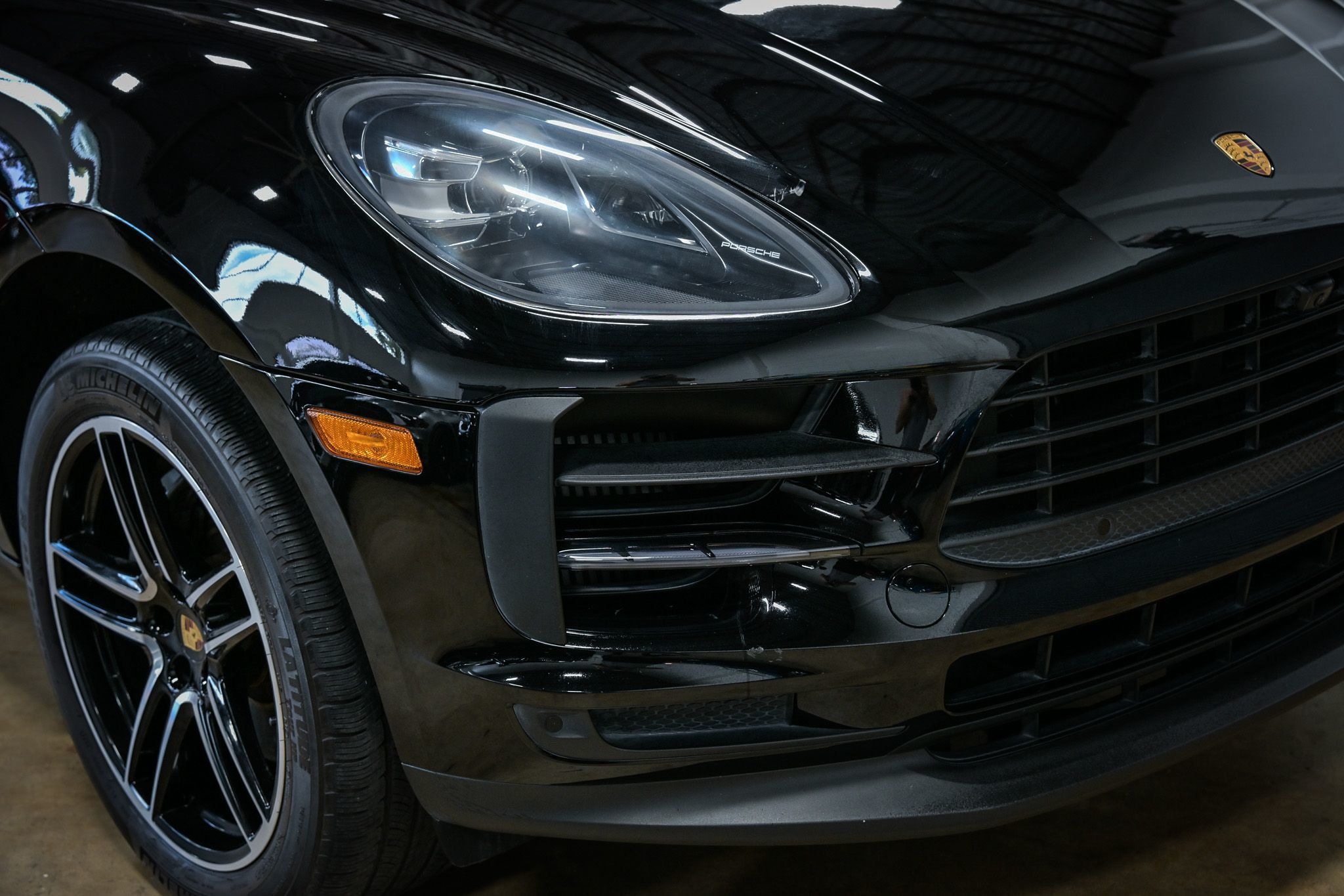 2021 Porsche Macan S photo 4