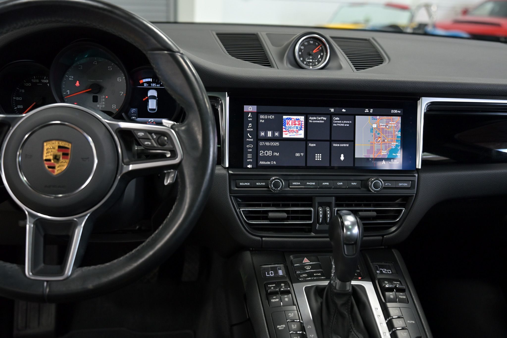 2021 Porsche Macan S photo 44