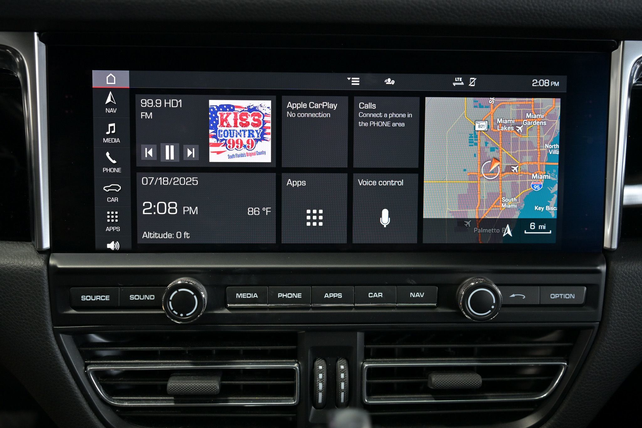2021 Porsche Macan S photo 48