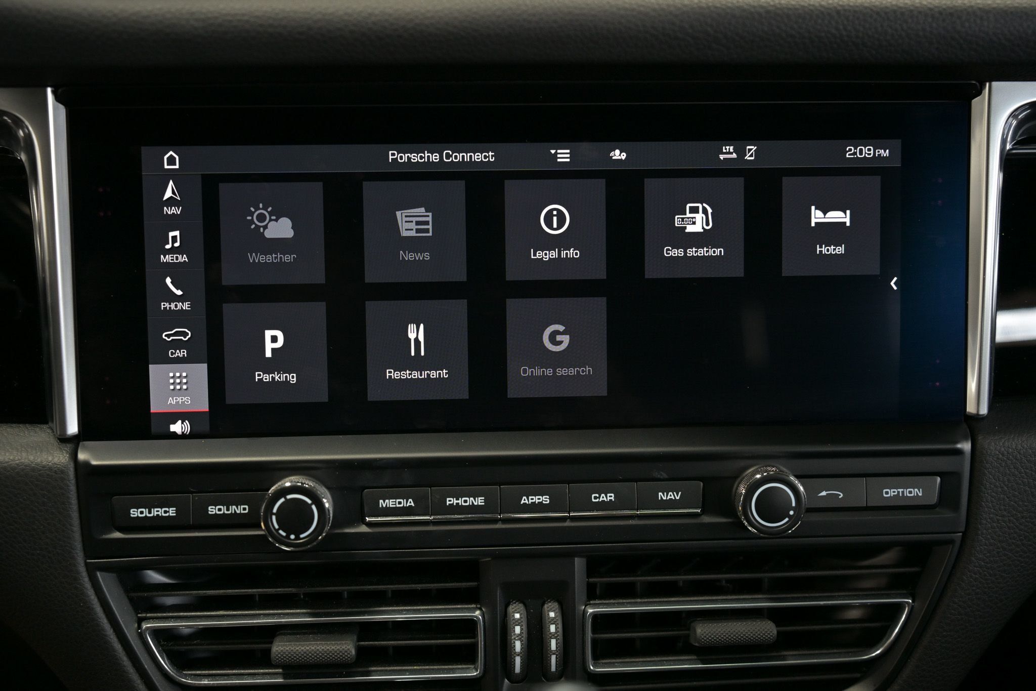 2021 Porsche Macan S photo 49