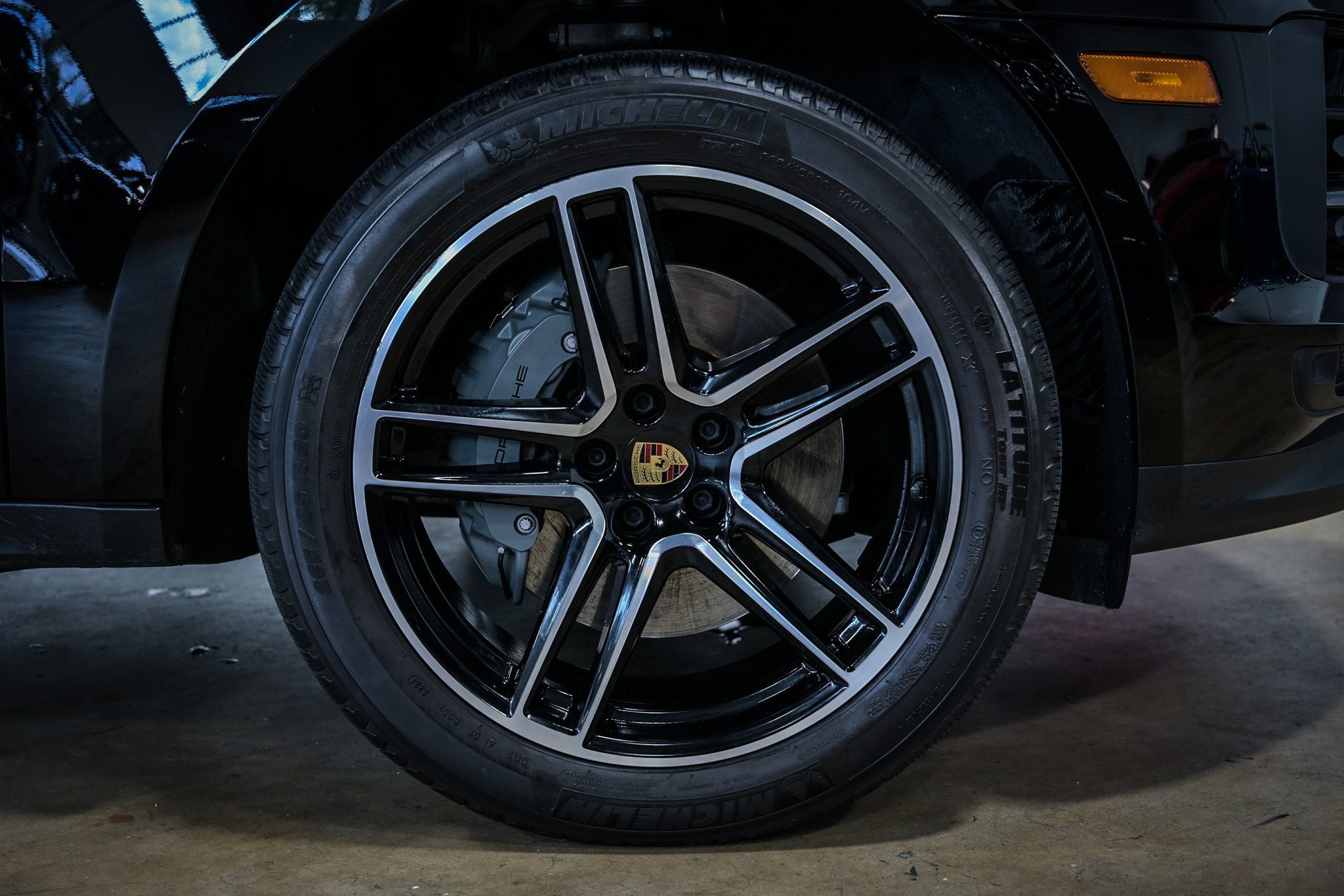 2021 Porsche Macan S photo 6