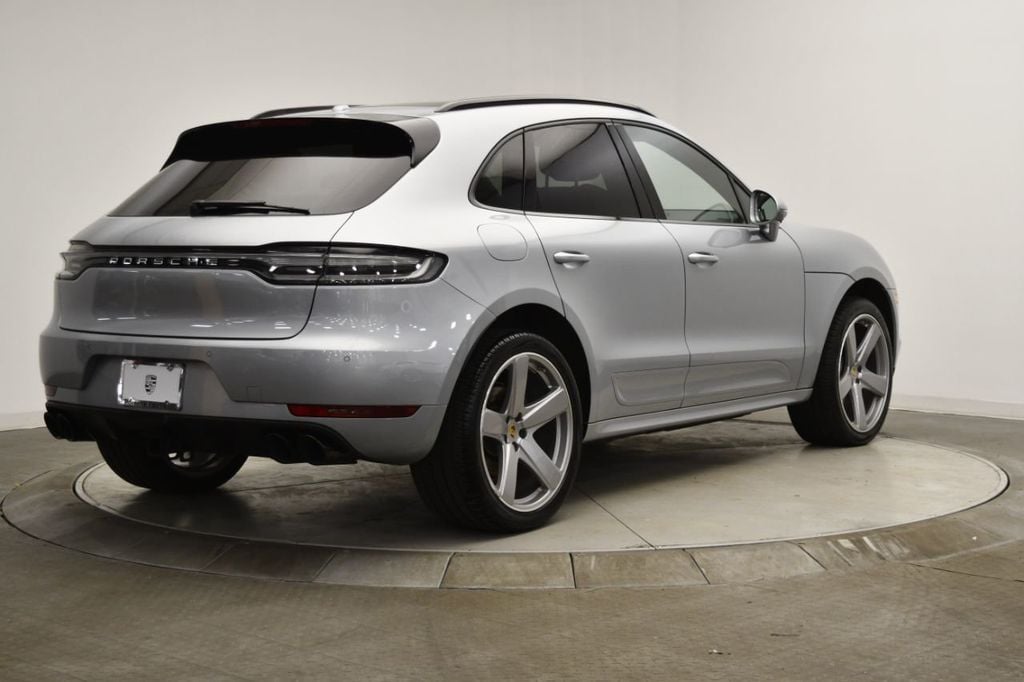 Porsche macan s 2021