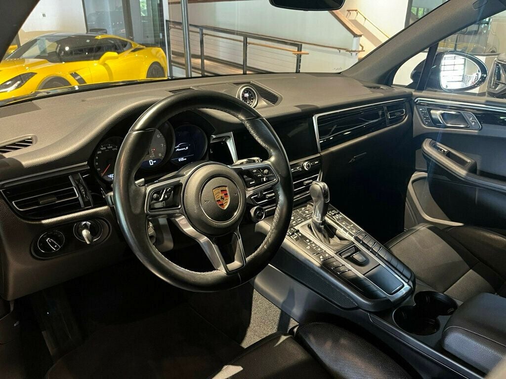 2021 Porsche Macan S/AWD/PremiumPkg/18WayAdaptiveSportSeats/SportChrono/TowPkg - 22522388 - 9