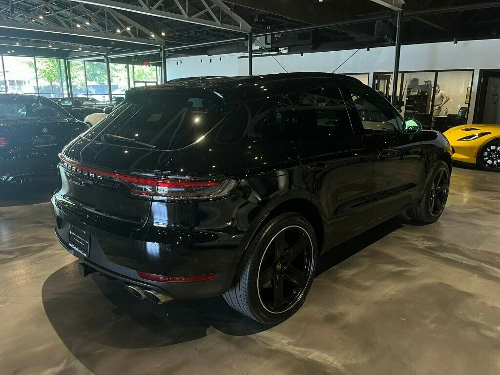 2021 Porsche Macan S/AWD/PremiumPkg/18WayAdaptiveSportSeats/SportChrono/TowPkg - 22522388 - 3