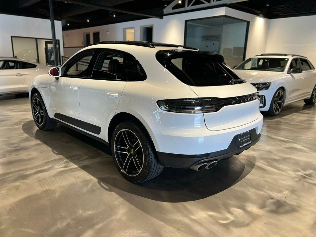 2021 Porsche Macan S photo 3