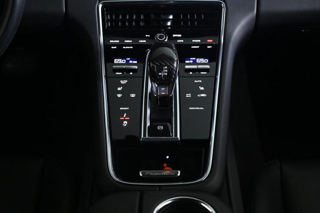 2021 Porsche Panamera  - 22962685 - 15