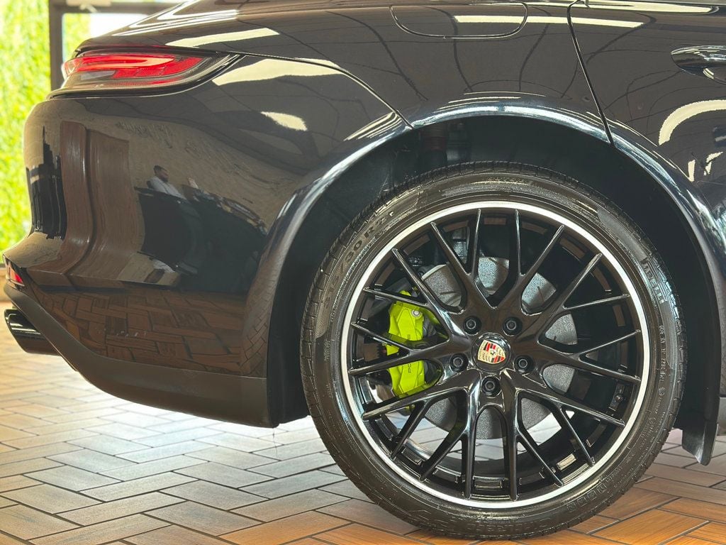 2021 Porsche Panamera 4 E-Hybrid photo 10